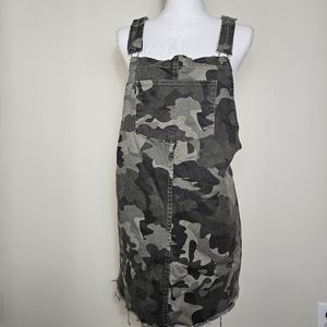 Wild Fable Overall Skirt Large Camouflage Print